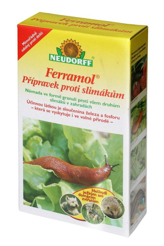 modré granule na slimáky Ferramol